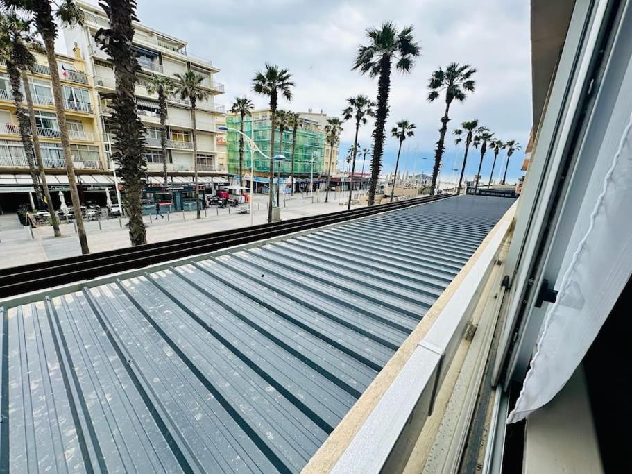 Fonctionnel - 2 Chambres - Bien Situe A 300M De La Plage - Parking Prive De Juin A Sept Canet-en-Roussillon Eksteriør billede